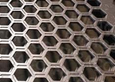 Chapas Perfuradas com Furos Hexagonais para Projetos Arquitetônicos
